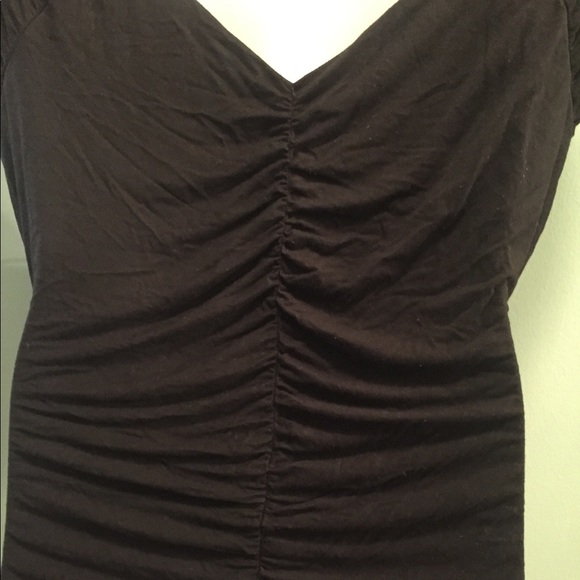 Short sleeve top. - Picture 2 of 3